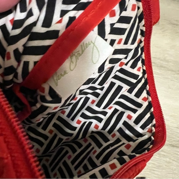 VERA BRADLEY Red Microfiber Zipper Hipster Crossbody Travel Light Minimalist - Picture 14 of 14